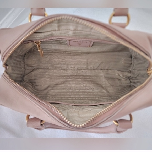 EUC* Authentic Prada Saffiano Bauletto Satchel with Matching Wallet - Picture 7 of 12